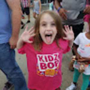 Meet your Posher, Christine